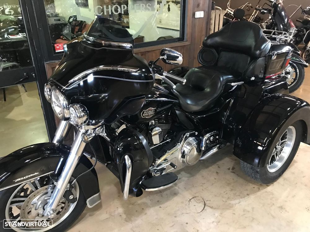 Harley-Davidson FLHTCU TRI GLIDE ULTRA CLASSIC - 9
