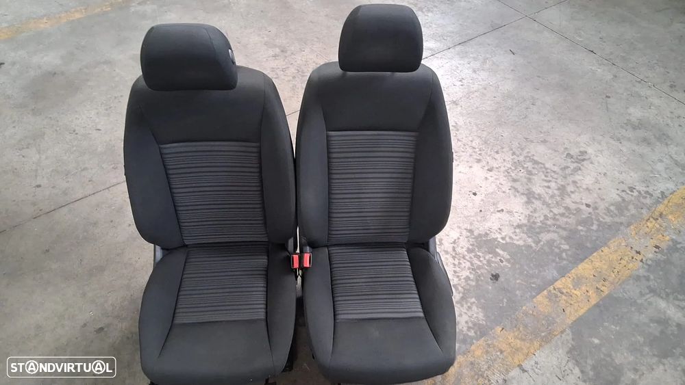 Bancos Estofos Mercedes W176 A176 - 1