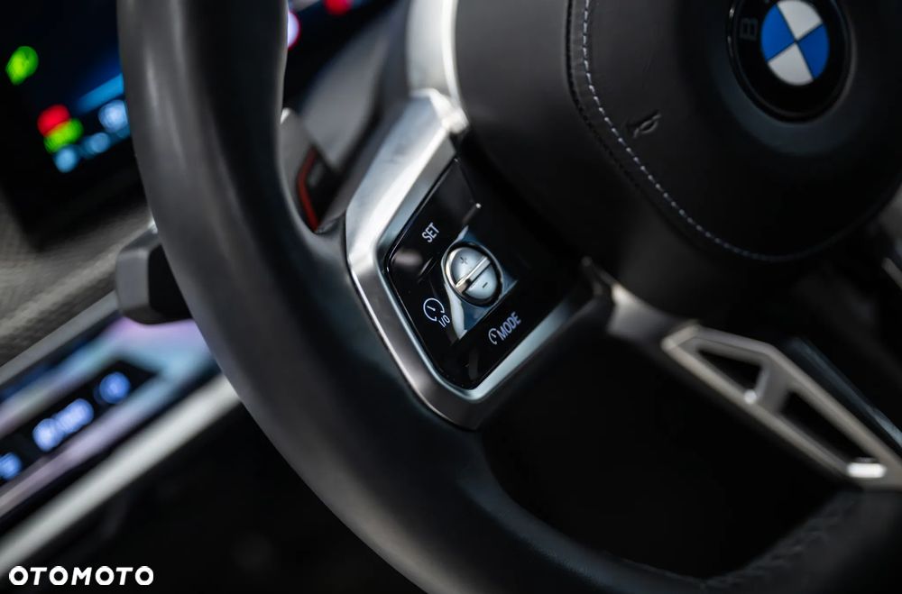 BMW Seria 7 740d xDrive sport - 16