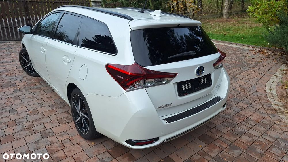 Toyota Auris 1.8 HSD Luna - 5