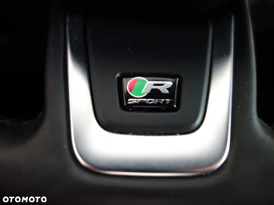 Jaguar F-Pace 2.0 i4P AWD R-Sport - 25