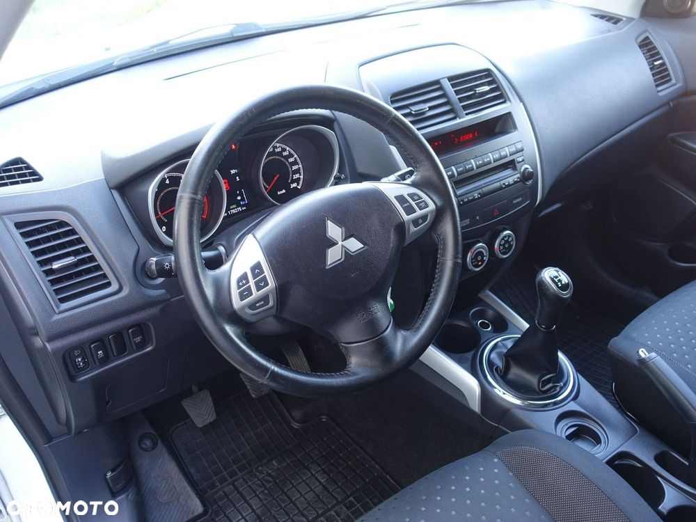 Mitsubishi ASX 1.6 2WD Intro Edition - 13