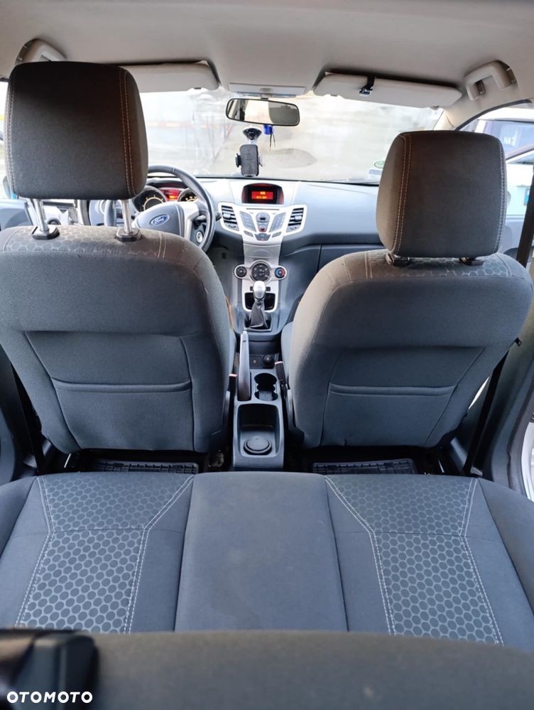 Ford Fiesta - 6