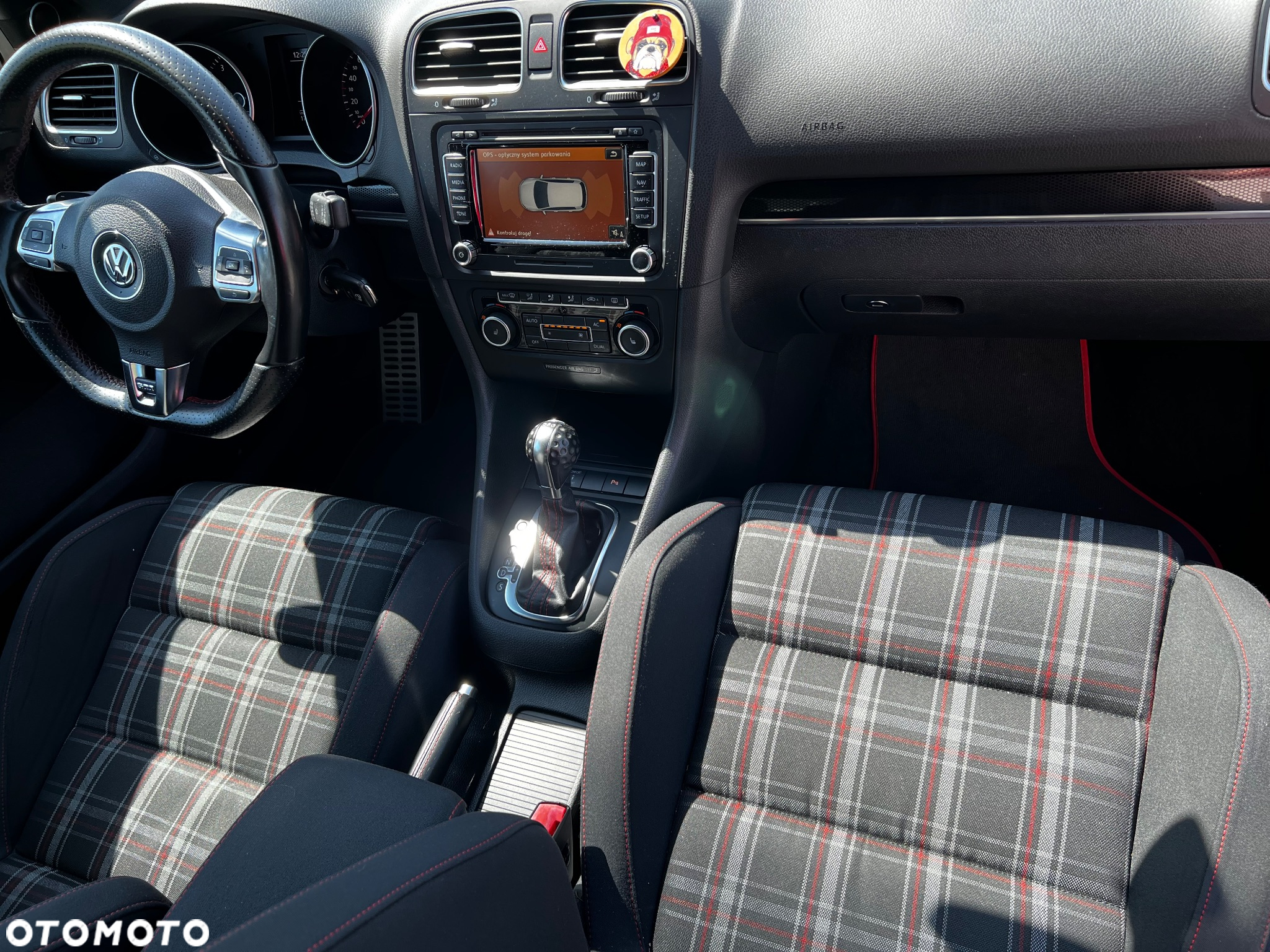 Volkswagen Golf 2.0 GTI DSG Edition 35 - 24