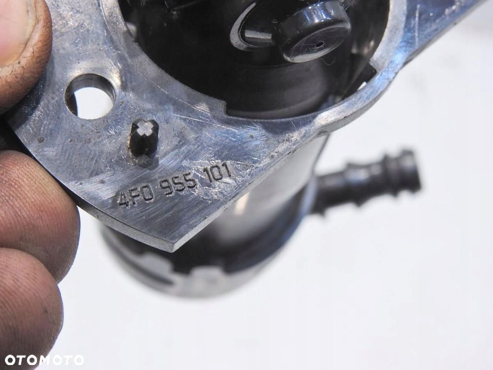 SPRYSKIWACZ LAMPY LEWY AUDI A6 C6 4F0955101 - 6