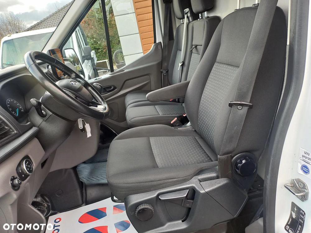 Ford Transit - 19