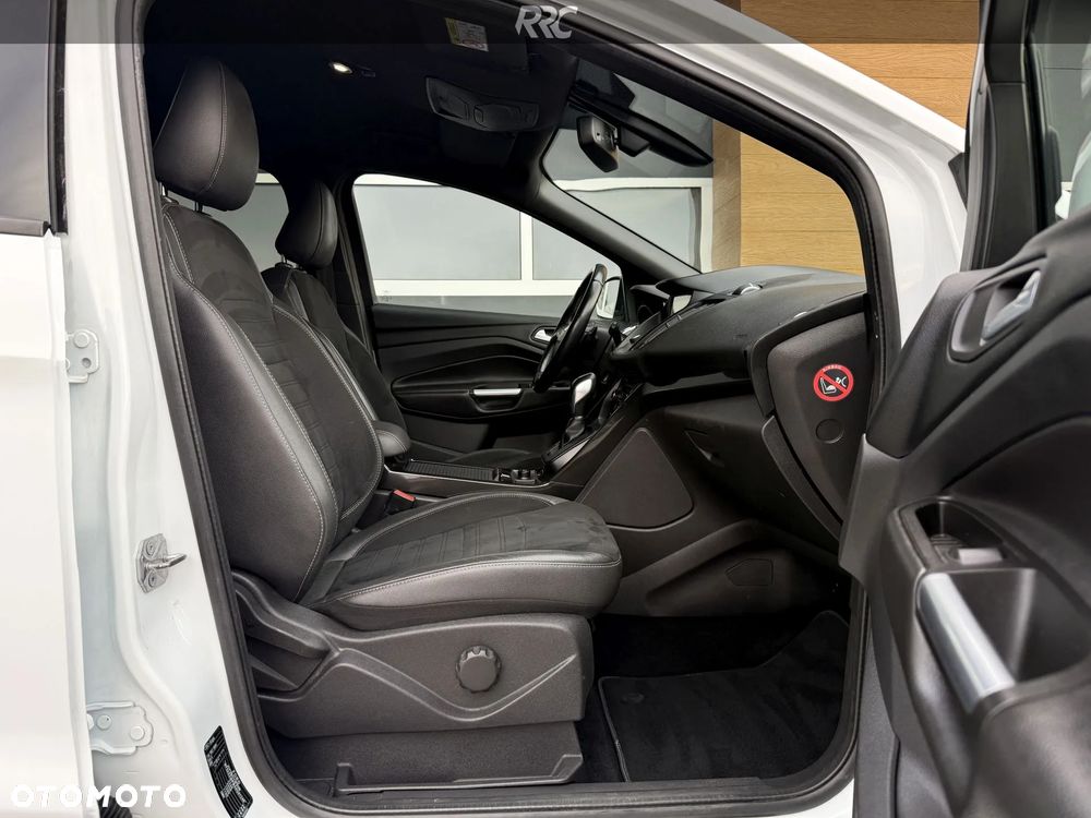 Ford Kuga 2.0 TDCi AWD ST-Line - 23