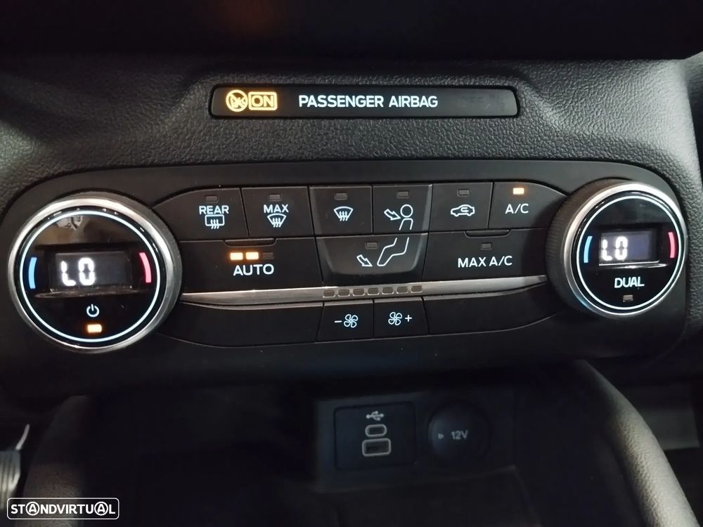 Ford Kuga 1.5 TDCi EcoBlue ST-Line Aut. - 31