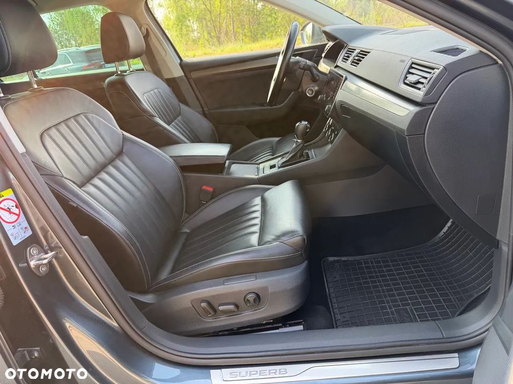 Skoda Superb 2.0 TDI SCR Style DSG - 13
