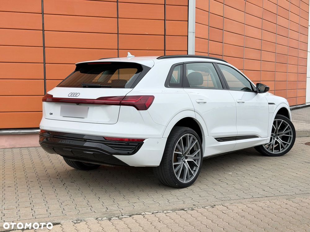 Audi Q8 e-tron 55 114kWh Quattro Advanced - 7