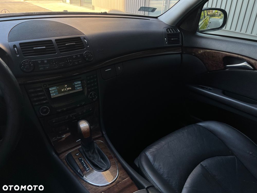 Mercedes-Benz Klasa E 200 CDI Automatik Classic - 13
