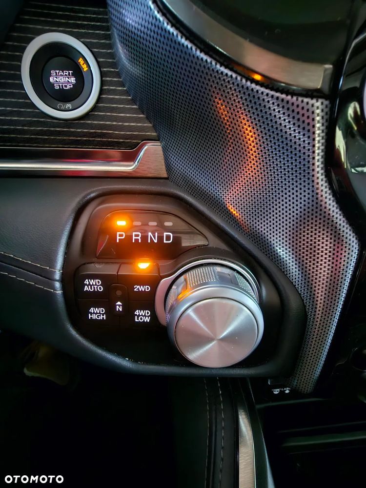 RAM 1500 5.7 Crew Cab Limited - 29