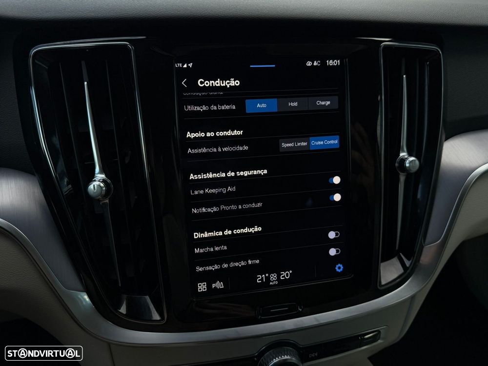 Volvo V60 2.0 T6 AWD TE Essential - 45