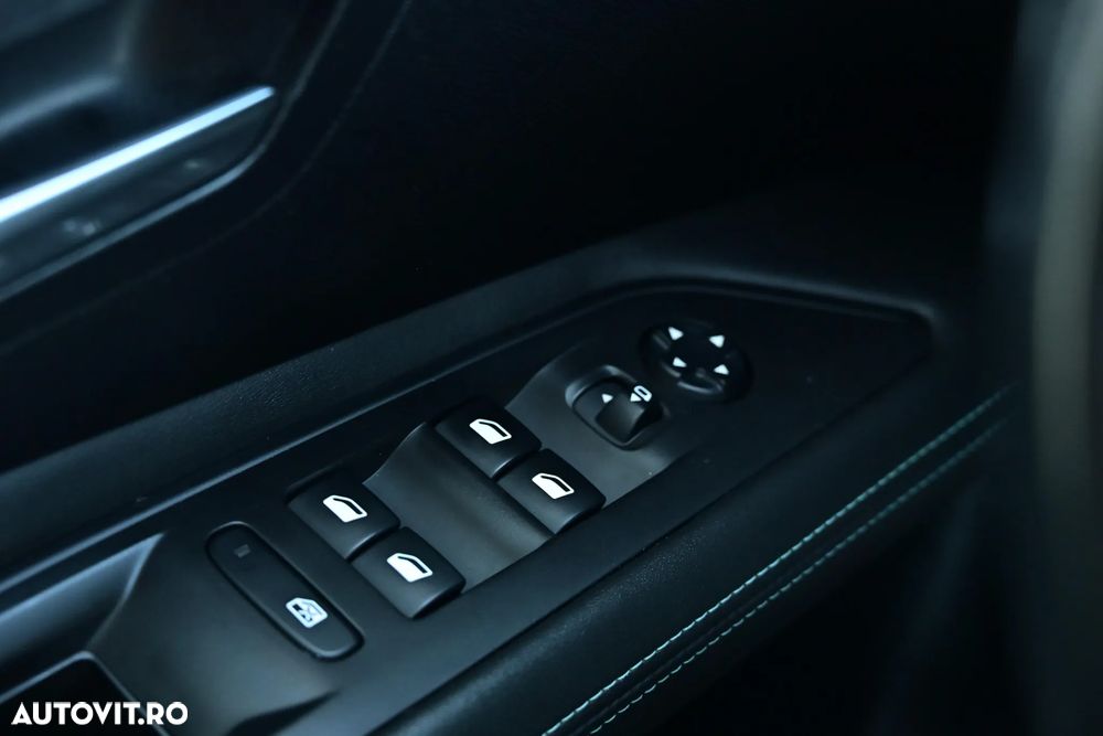 Peugeot 3008 Plug-In Hybrid 225 e-EAT8 Allure Pack - 17