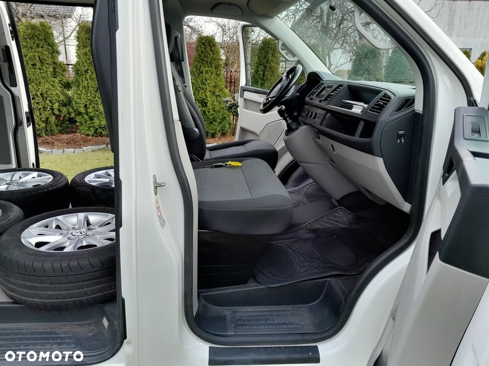Volkswagen Transporter T6 - 19