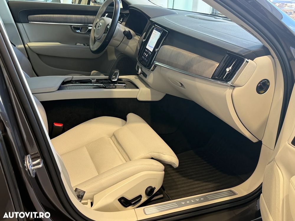 Volvo S90 B5 MHEV AT AWD Plus Bright - 17