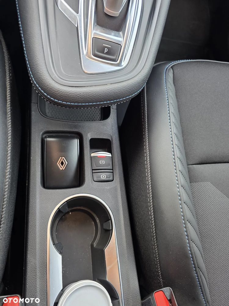 Renault Captur - 17