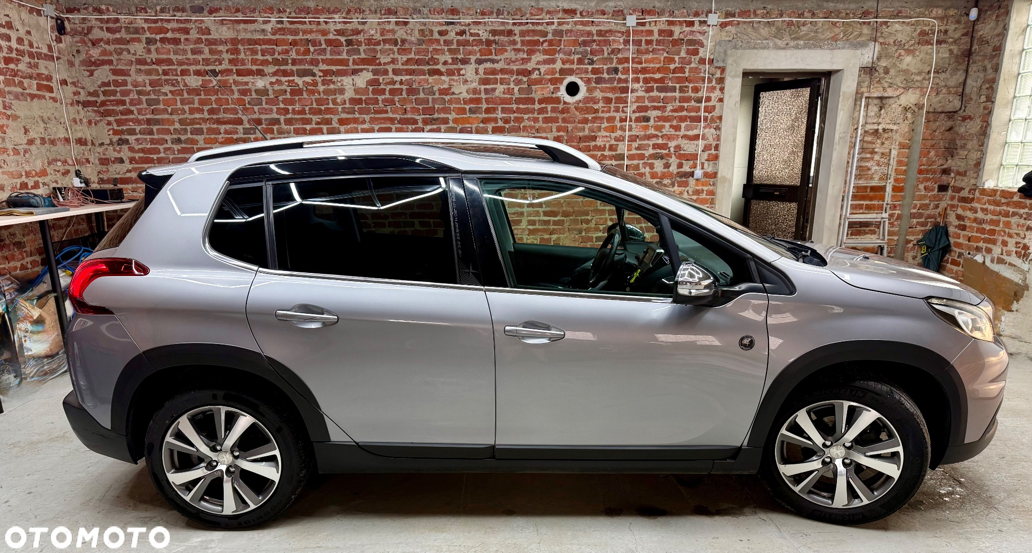 Peugeot 2008 1.2 Pure Tech Crossway S&S - 11