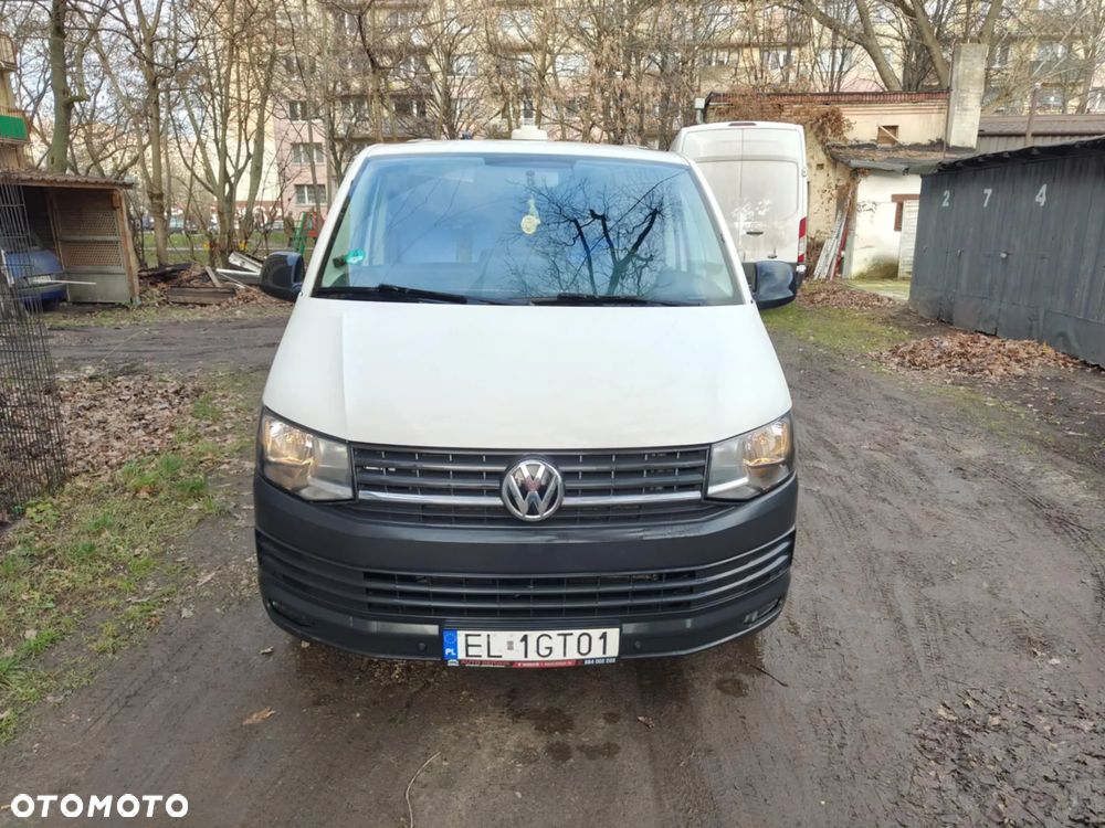 Volkswagen Caravelle 2.0 TDI L1 Comfortline DSG - 2