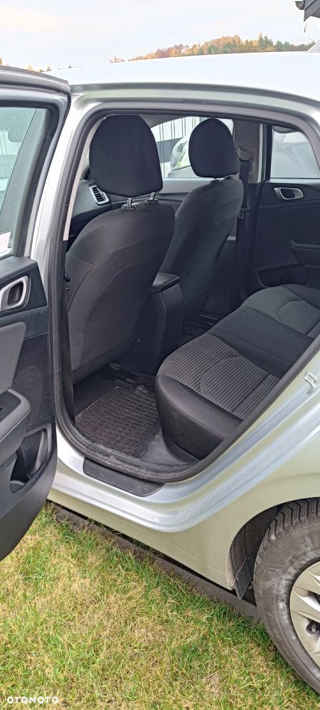 Kia Ceed 1.0 T-GDI S - 17