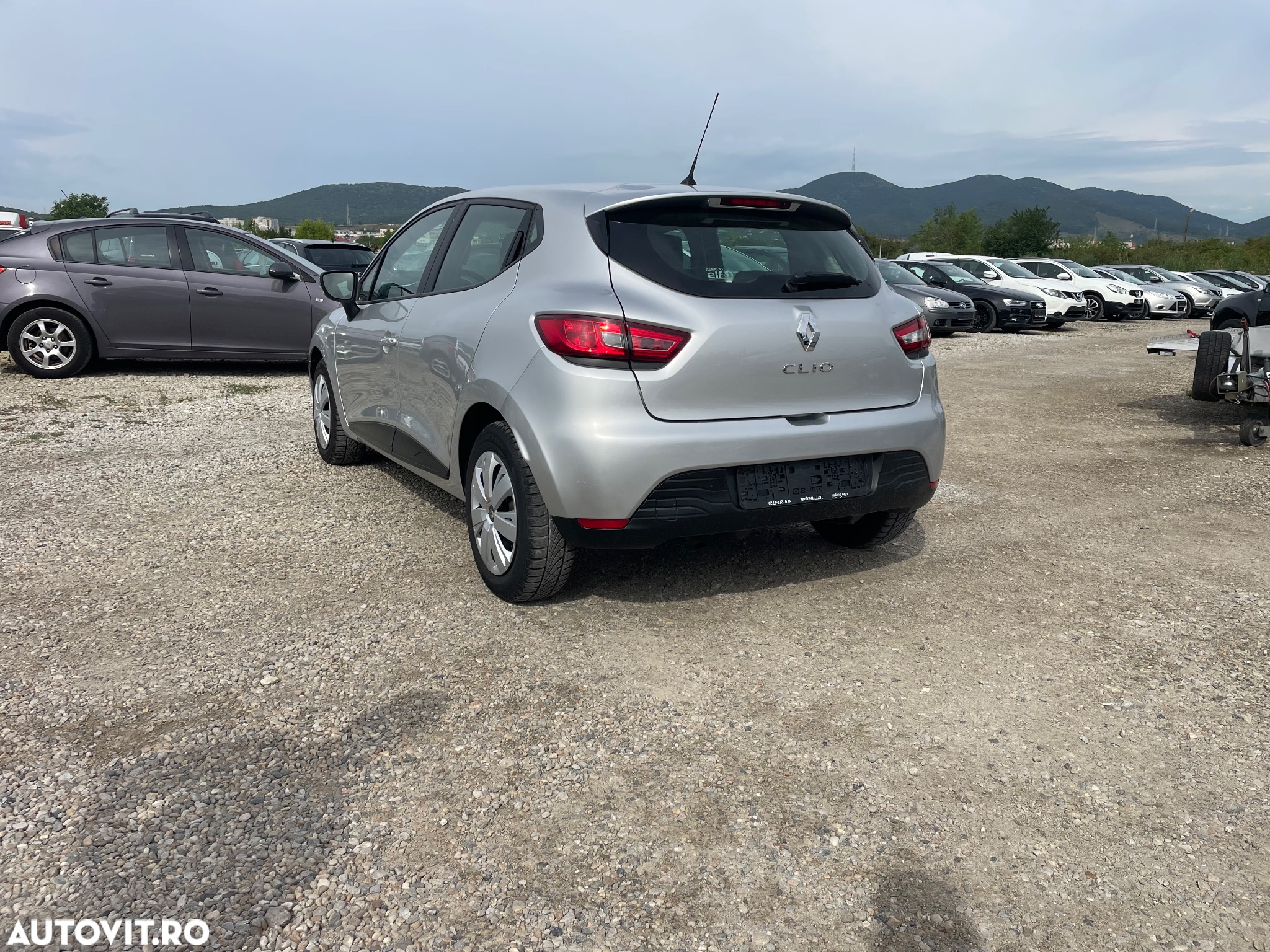 Renault Clio 1.2 16V 75 Experience - 3