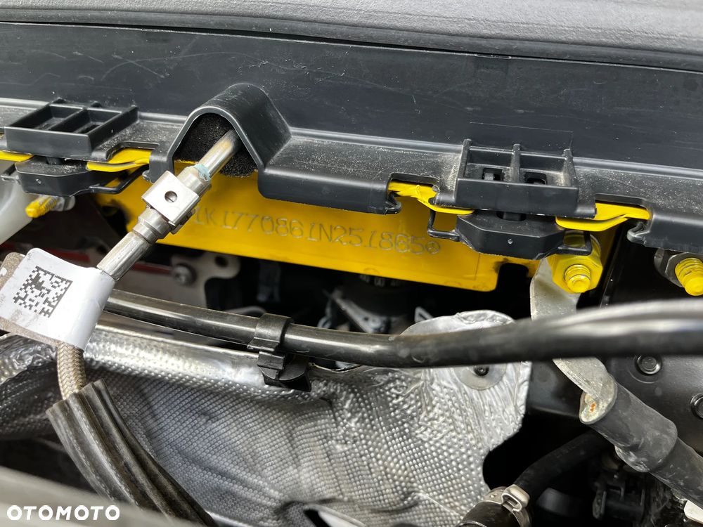 Mercedes-Benz Klasa A 250 e PHEV Progressive 8G-DCT - 11