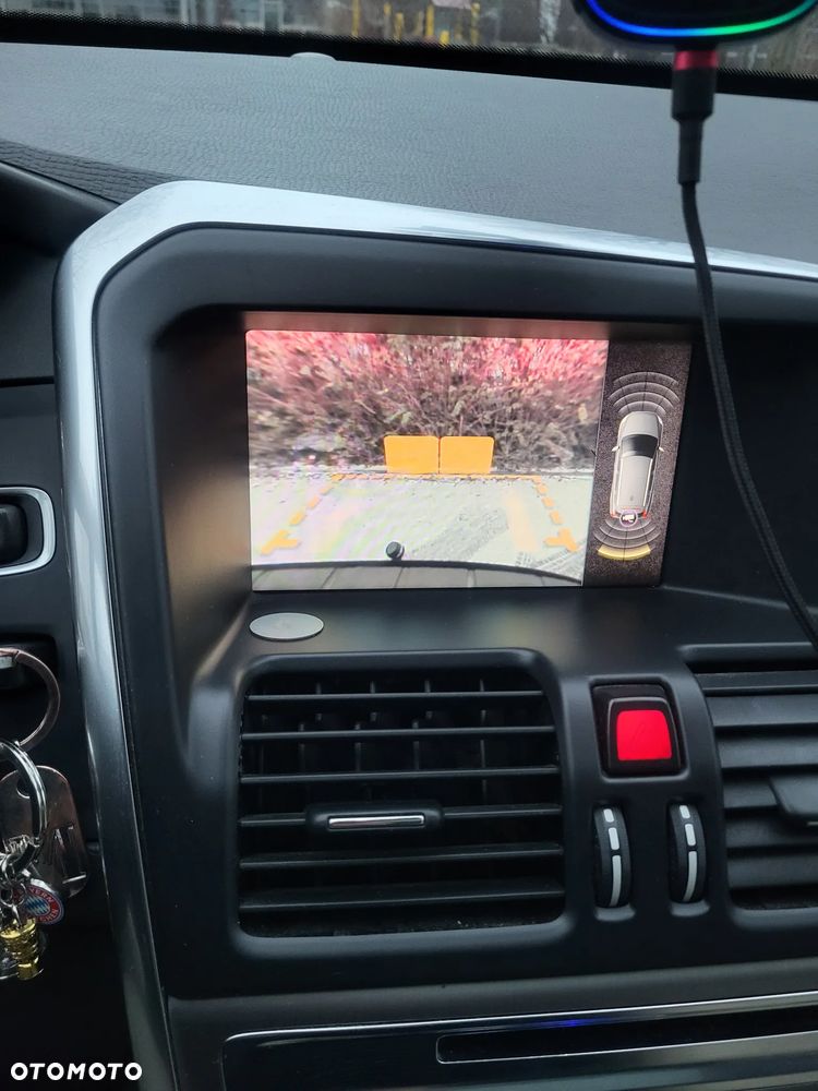 Volvo XC 60 D4 Geartronic Momentum - 7