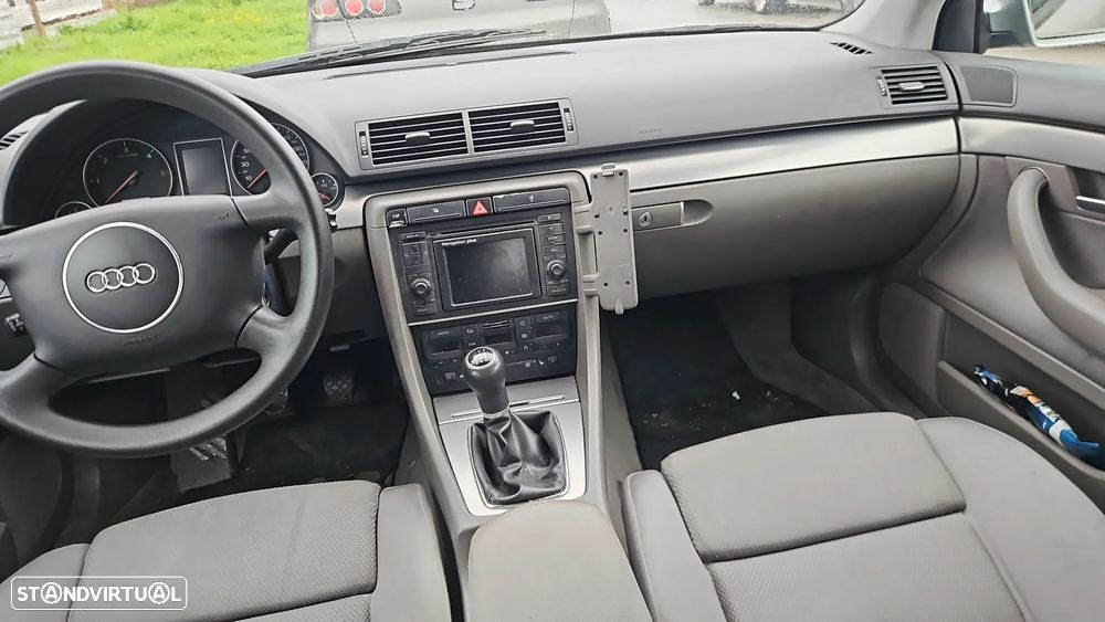 Audi A4 Avant 1.9 TDI - 8