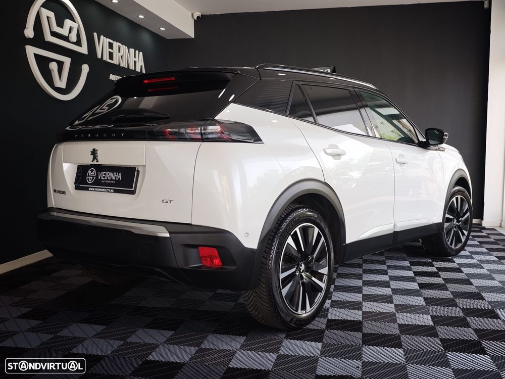 Peugeot e-2008 GT Pack - 15