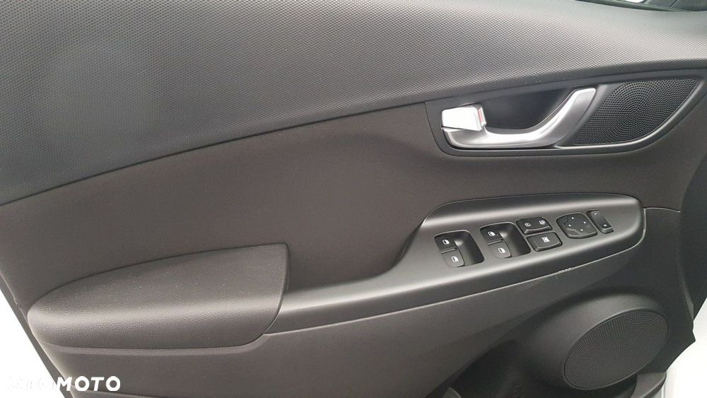 Hyundai Kona - 18