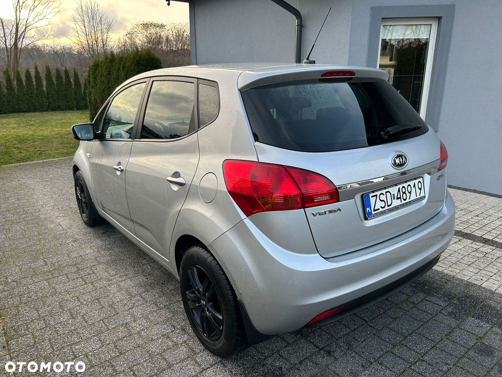 Kia Venga 1.6 CRDi 128 ISG Vision - 3