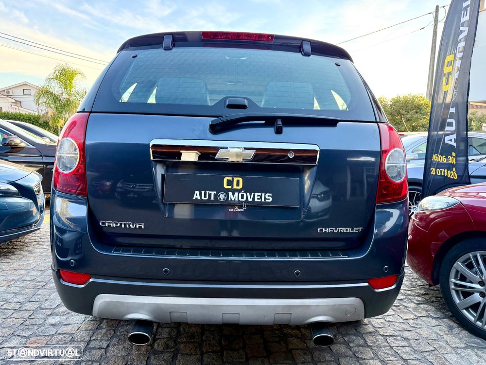 Chevrolet Captiva 2.0 VCDi Seven 7L - 26