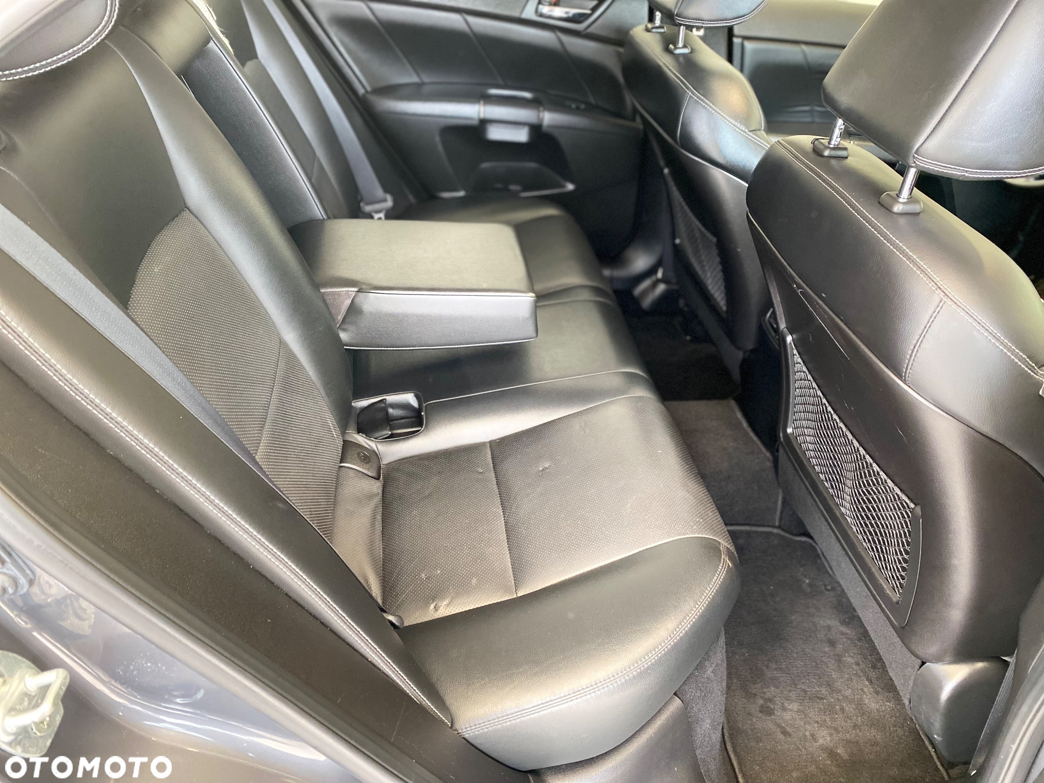 Suzuki Kizashi 2.4 Sport 4WD CVT - 17