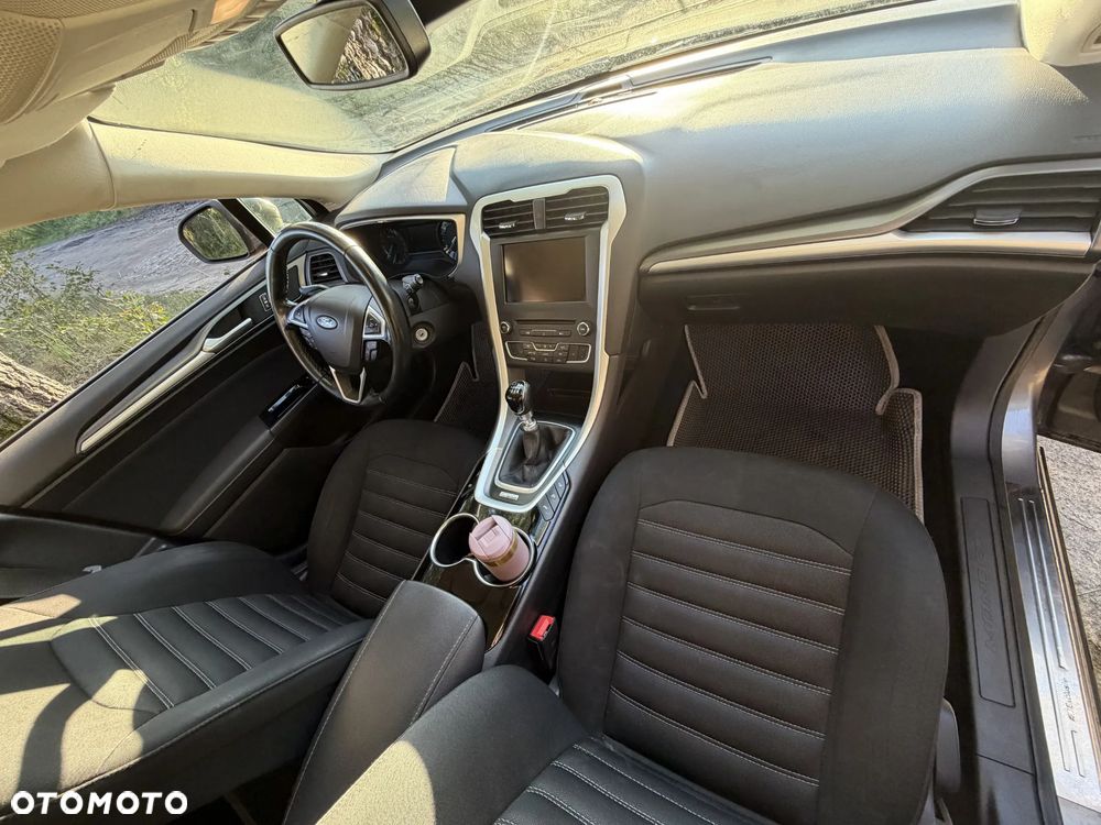 Ford Mondeo - 16