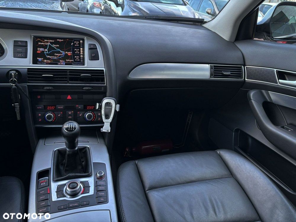 Audi A6 Avant - 25