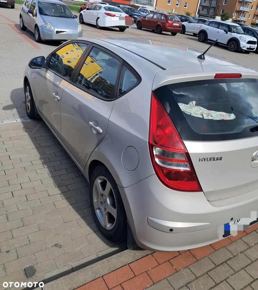 Hyundai i30 1.6 CRDi Comfort - 9
