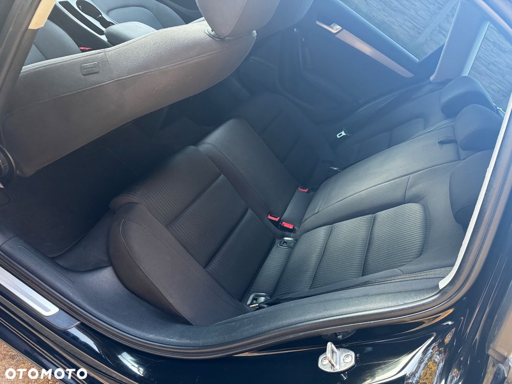 Audi A4 Avant 2.0 TDI ultra - 37