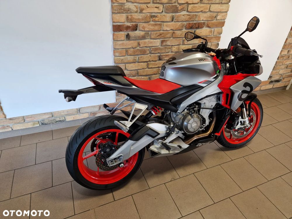 Aprilia Tuono - 3