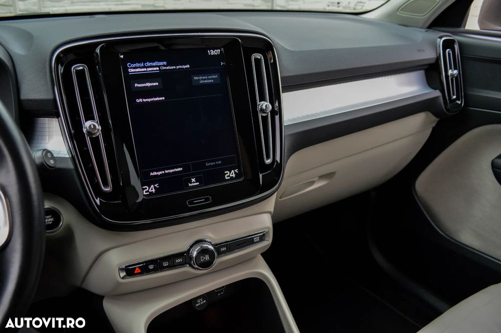 Volvo XC 40 Recharge T5 Twin Engine AT7 Inscription - 40