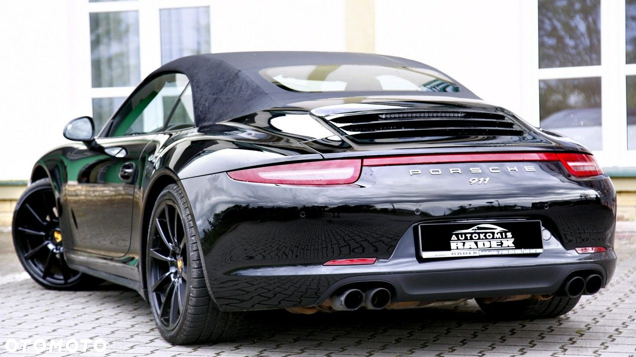 Porsche 911 - 32