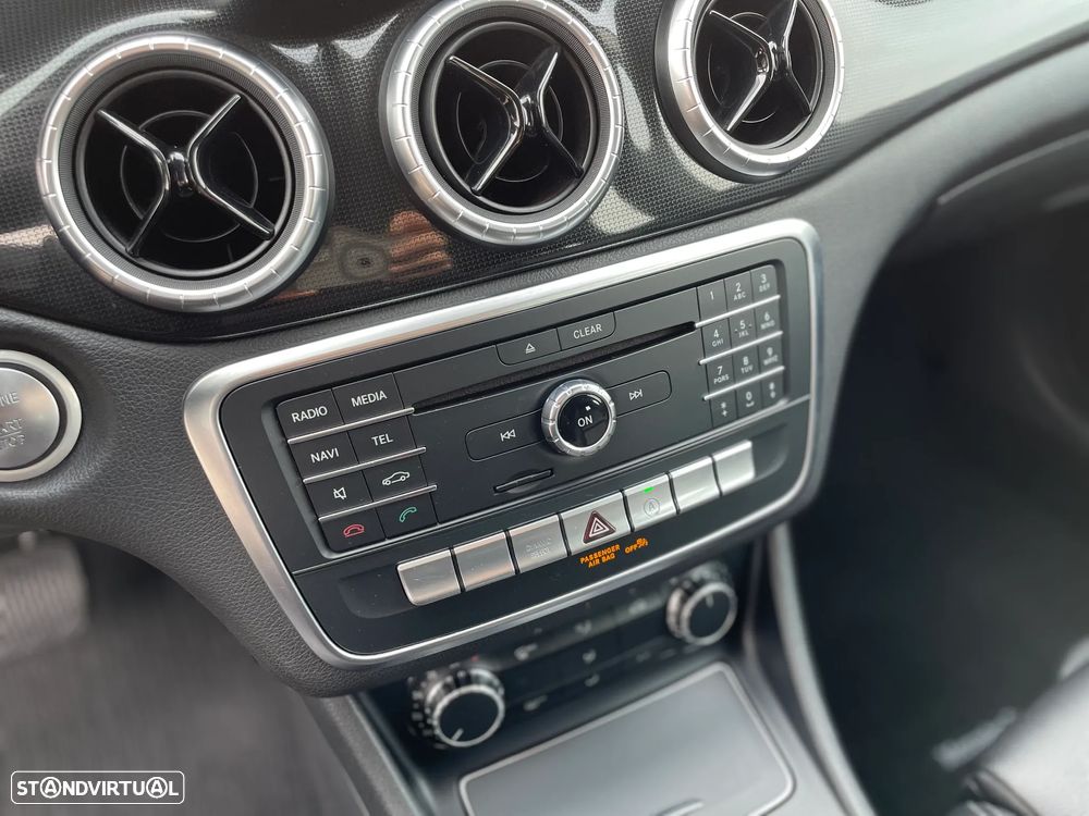 Mercedes-Benz CLA 180 d Shooting Brake Aut. - 17