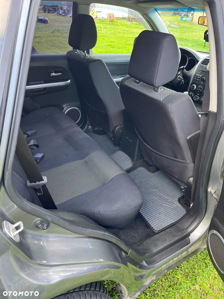 Suzuki Vitara - 8