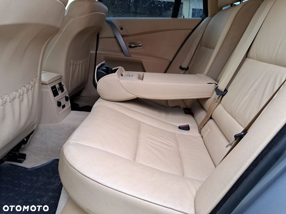 BMW Seria 5 530i - 9