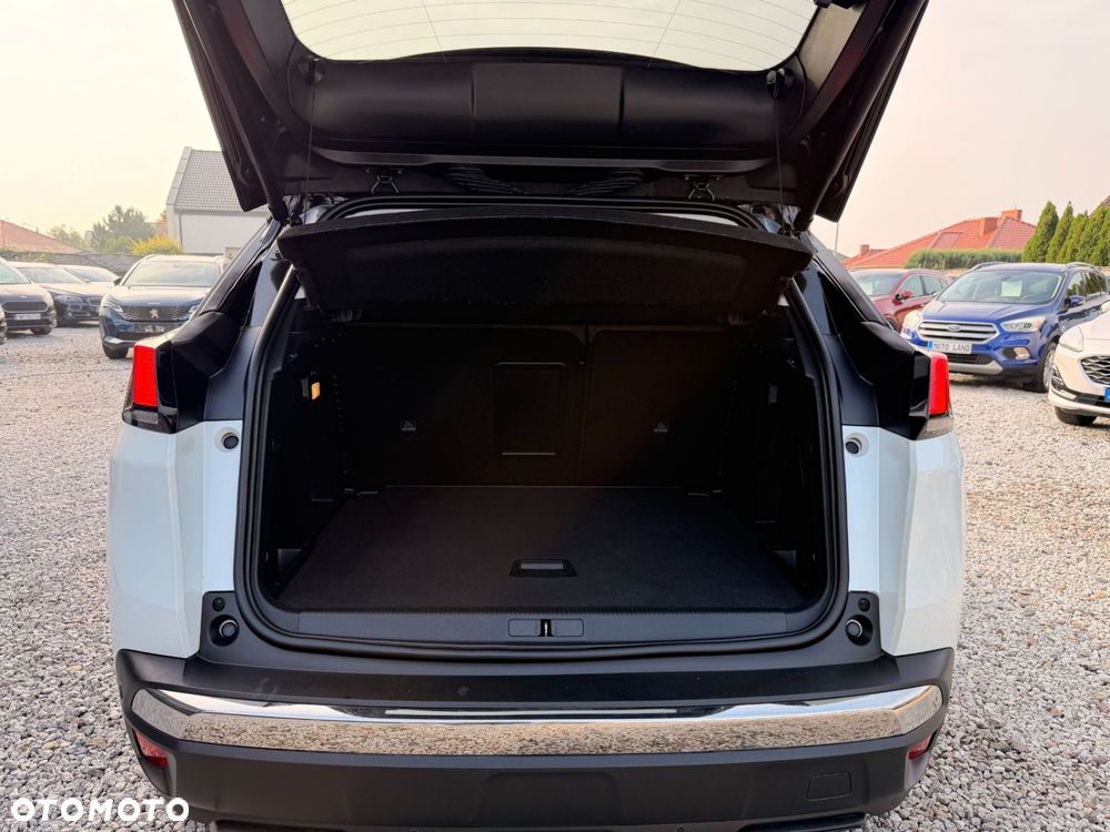 Peugeot 3008 1.2 PureTech Allure S&S - 14