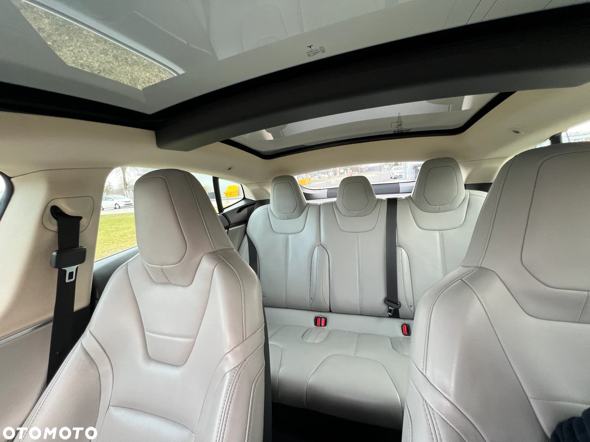 Tesla Model S 85D Allradantrieb - 21
