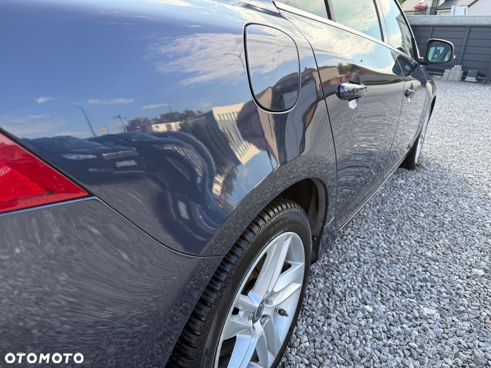 Volvo S60 2.5 T5 - 16