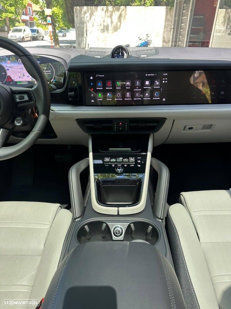 Porsche Cayenne S E-Hybrid - 17