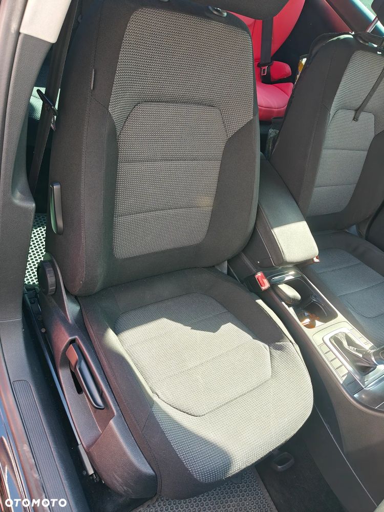 Volkswagen Passat 2.0 TDI DSG Comfortline - 6