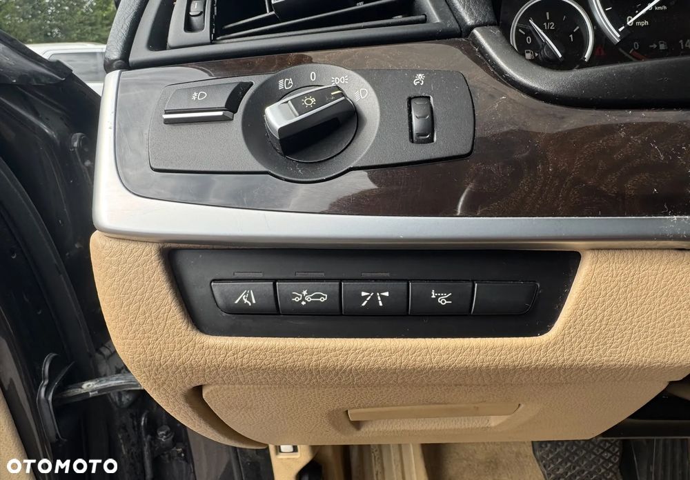 BMW Seria 5 535i - 14