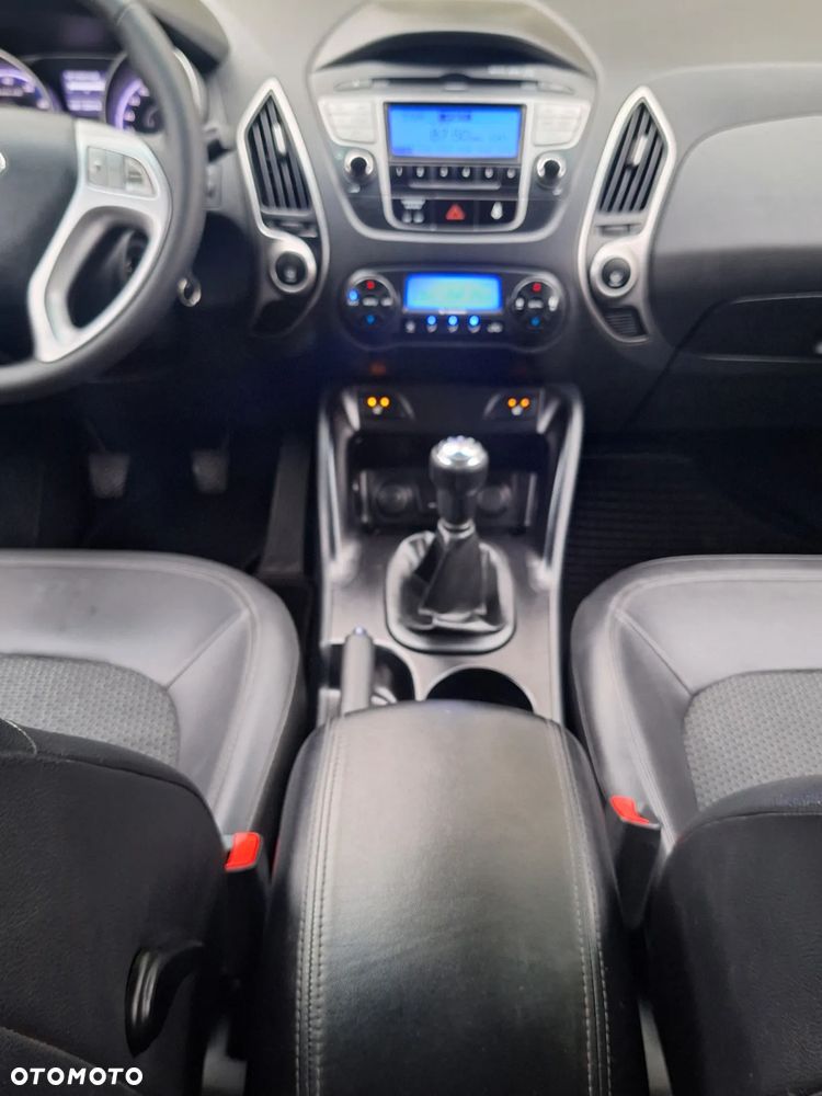 Hyundai ix35 2.0 4WD Premium - 10